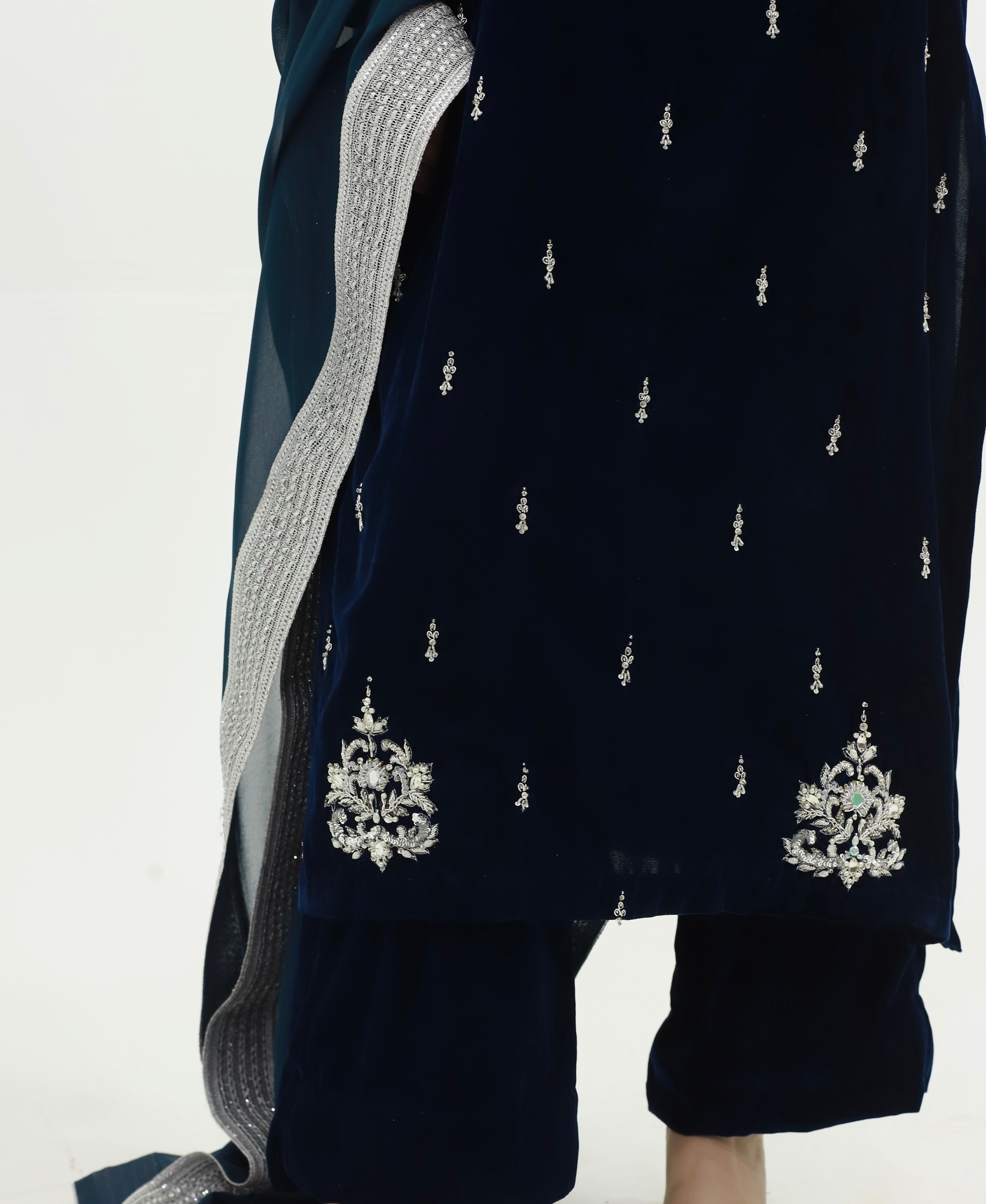 3pc-Velvet Embroidered suit ( ZVT-709 )