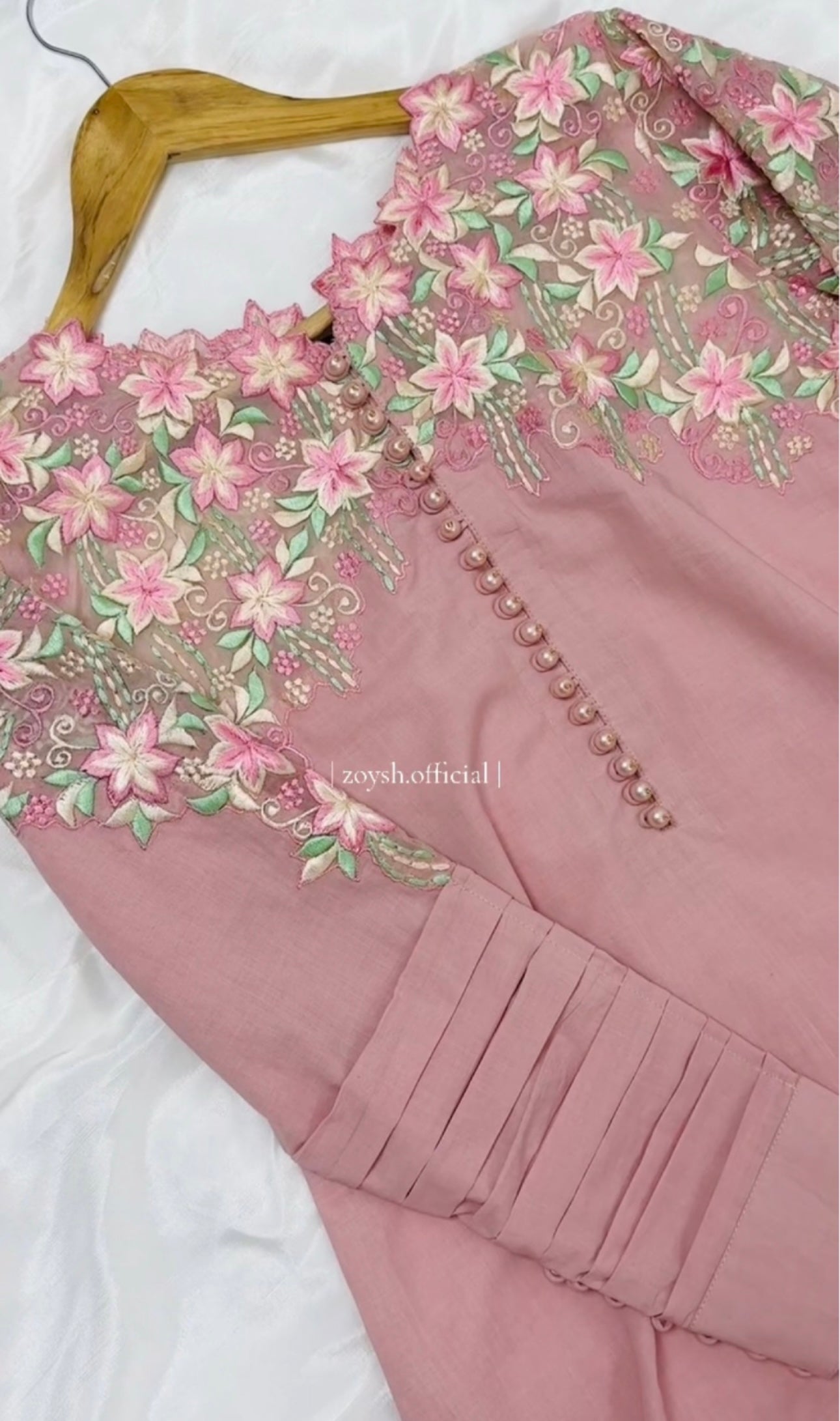 2pc-Lawn Embroidered suit ( ZL-329 )